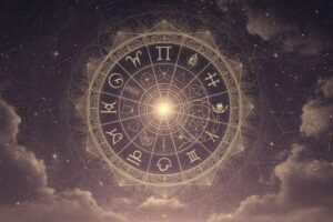Aspectos Duros vs Blandos en Astrología: Entendiendo la Danza entre Desafío y Fluidez