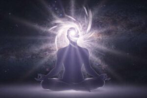 Cristales del Chakra Coronario: Piedras Esenciales para la Conexión Espiritual y la Conciencia Superior