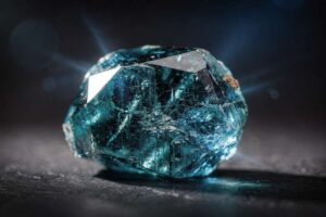 Turmalina Azul: Significado, Propiedades Curativas y Cómo Usarla