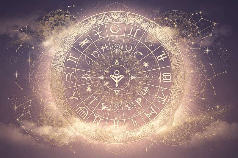Configuración planetaria de Venus y Neptuno que representa la energía romántica y espiritual del aspecto astrológico.